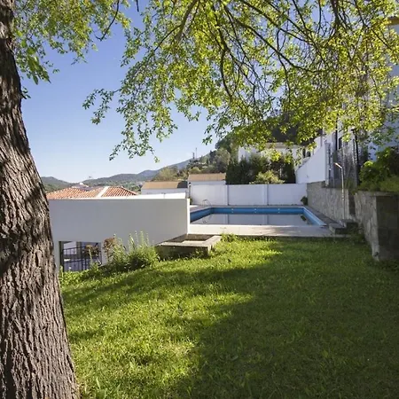 Casas El Albarracin Holiday home El Bosque